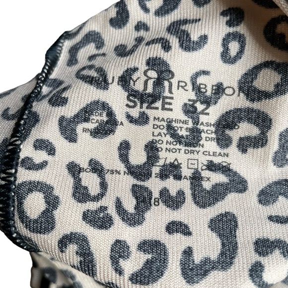 RUBY RIBBON Women’s Animal Print Shapewear Cami Size 32 - Picture 4 of 6